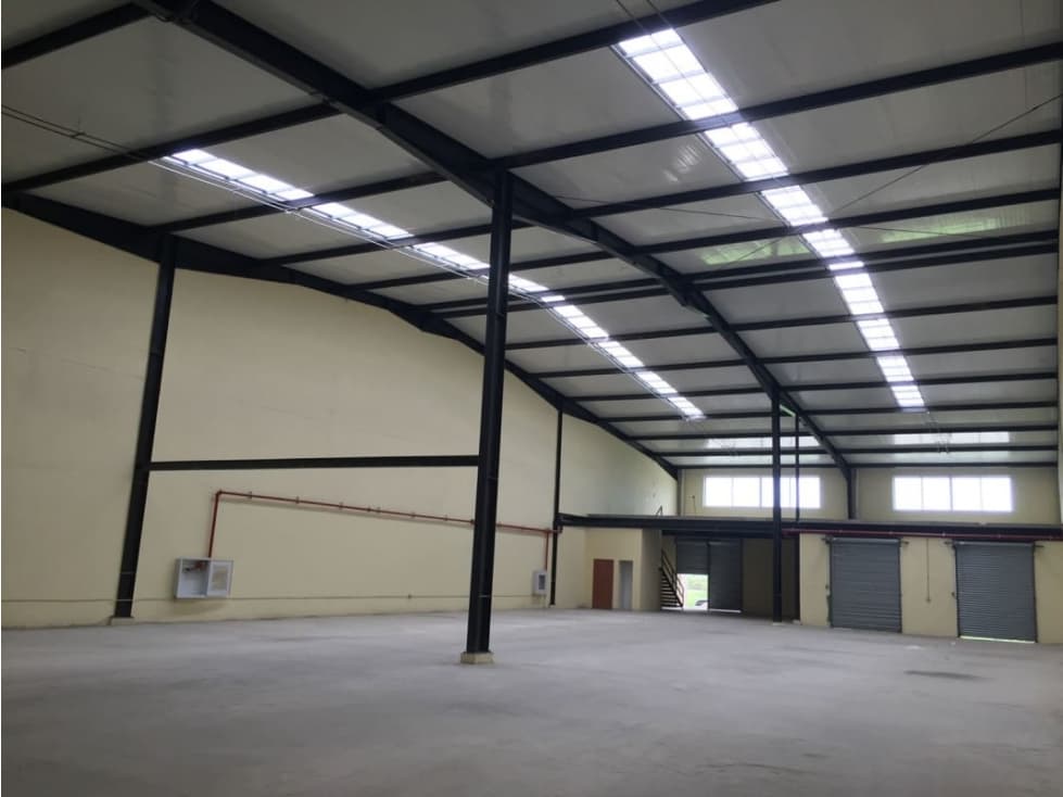 Se Alquila Ofi-Bodega Tocumen 1.054 mts $5.797.oo - 1