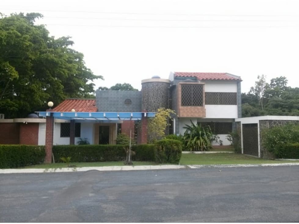Se Vende Casa de Playa en Coronado 350k - 1
