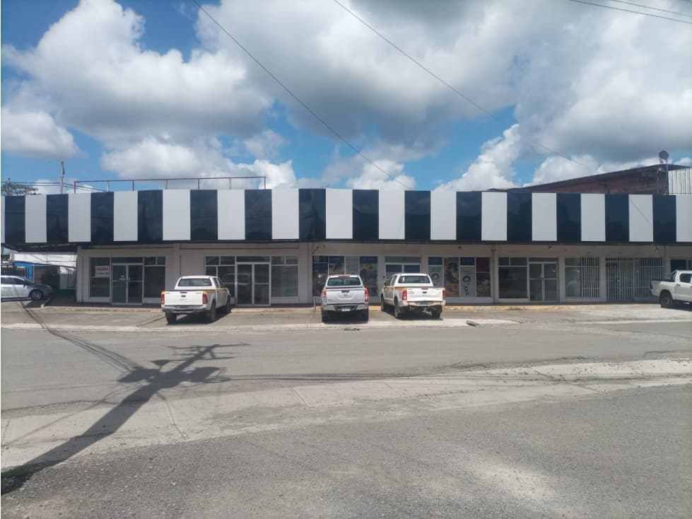 VENDO PROPIEDAD COMERCIAL CHANGUINOLA, CON 5 LOCALES --$845.000-- - 1