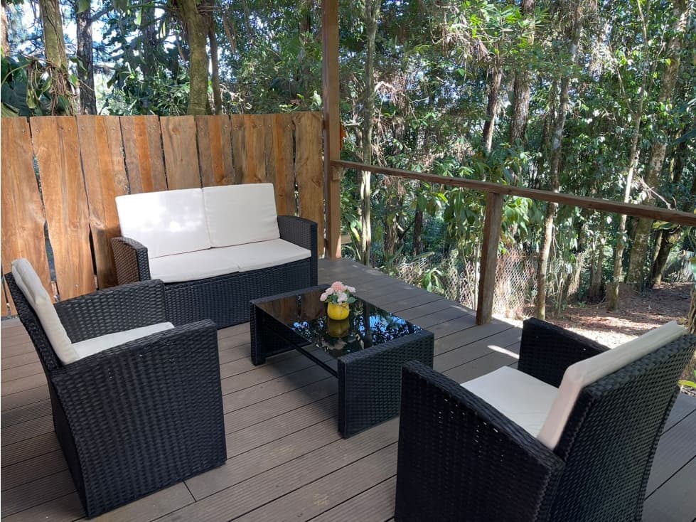SE VENDE ESPECTACULAR CABAÑA EN CERRO AZUL $135,000 - 1