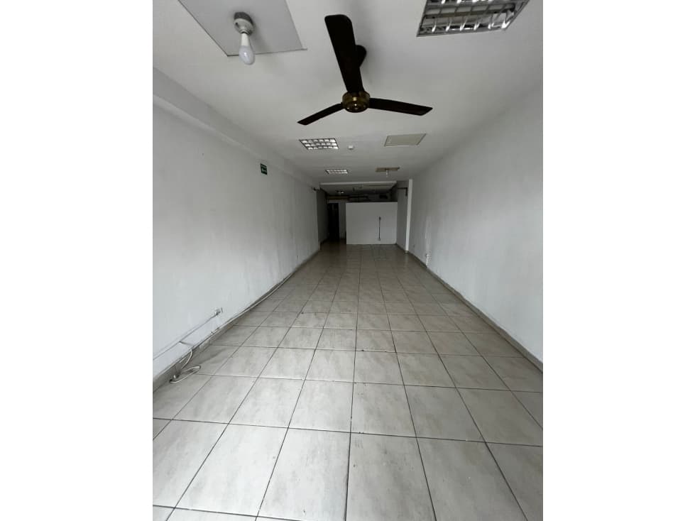 ALQUILO LOCAL COMERCIAL EN TUMBA MUERTO - 1