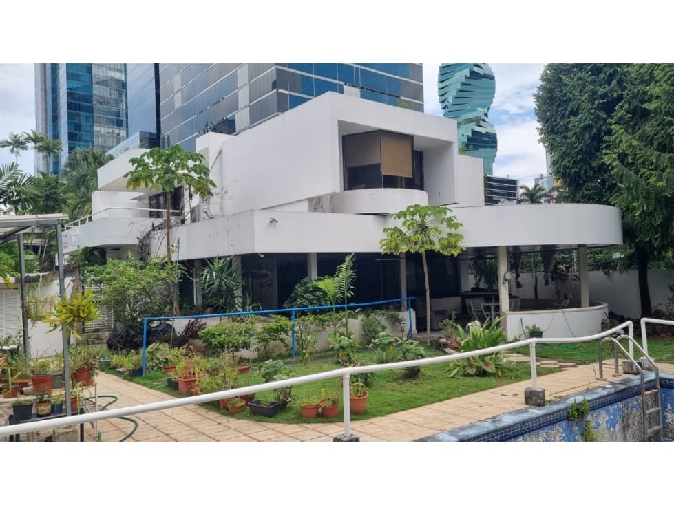VENTA O ALQUILER DE CASTILLO EN OBARRIO - 1