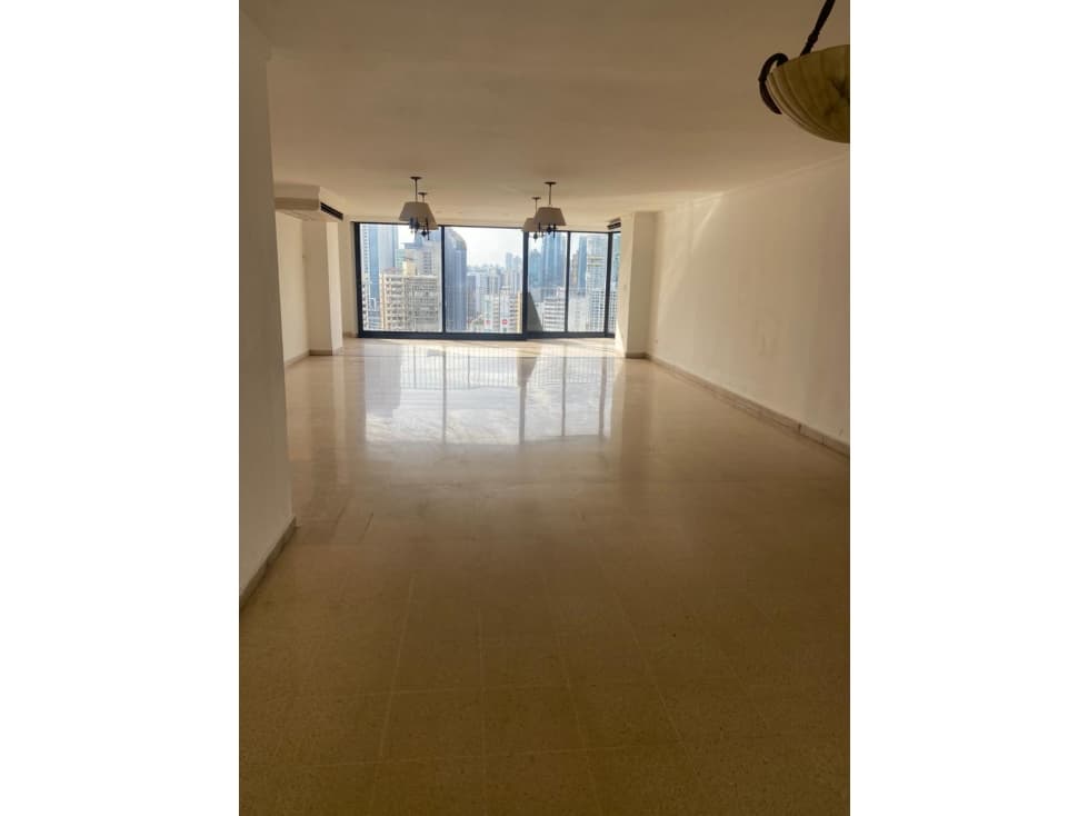 SE VENDE EN PUNTA PAITILLA - 1