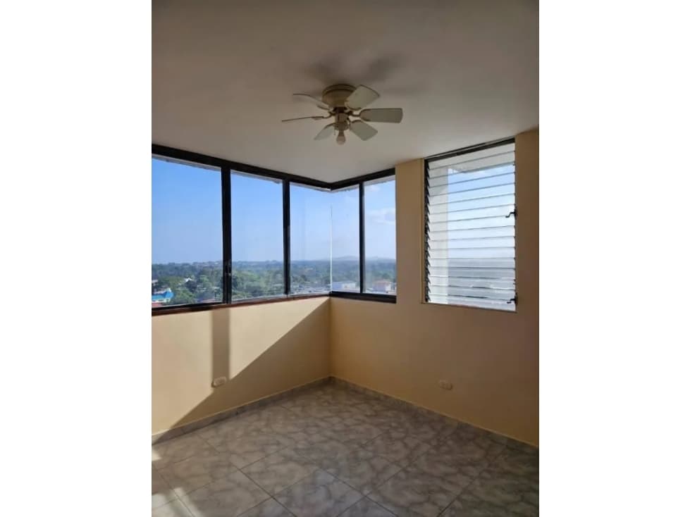 VENDO APARTAMENTO VACÍO EN LA CHORRERA - BARRIO COLÓN $125000!!! - 1