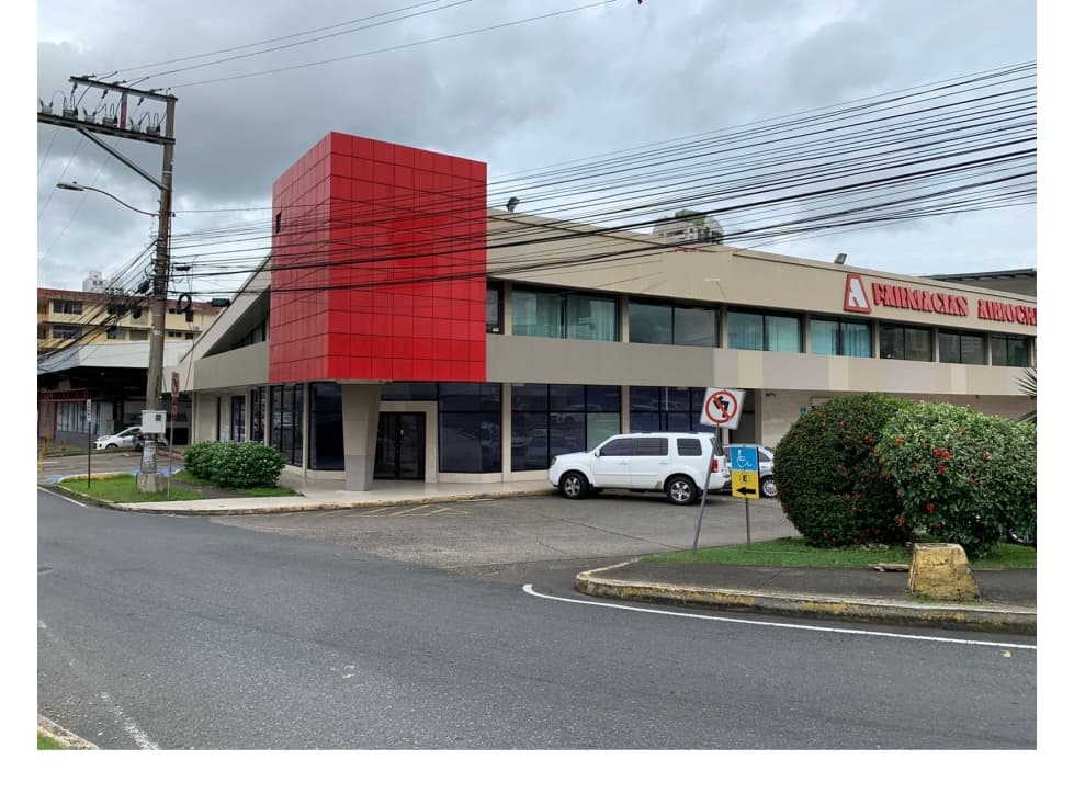 Se Alquila local comercial de 320m2 en Transístmica/El Carmen $6,000 - 1