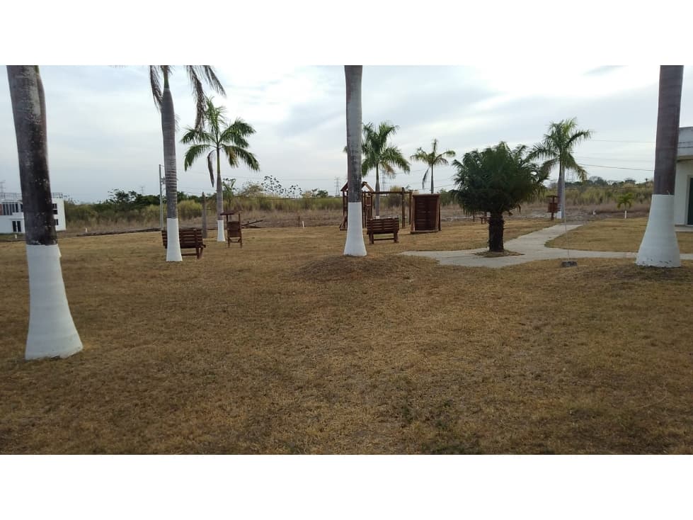 SE VENDE TERRENO EN MIRAMAR $ 35,000!!!! - 1