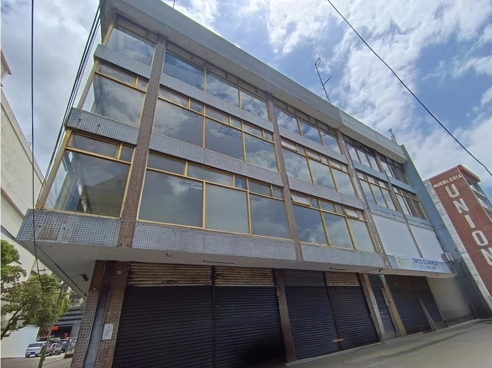 Alquilo | Edificio Comercial | Av. Central | - 1
