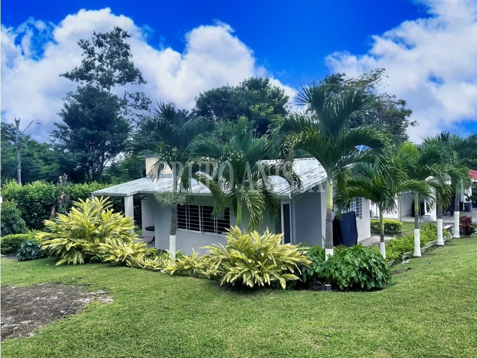 Oportunidad! Se Vende de Hermosa Finca con Casa en Lídice, Capira - 1