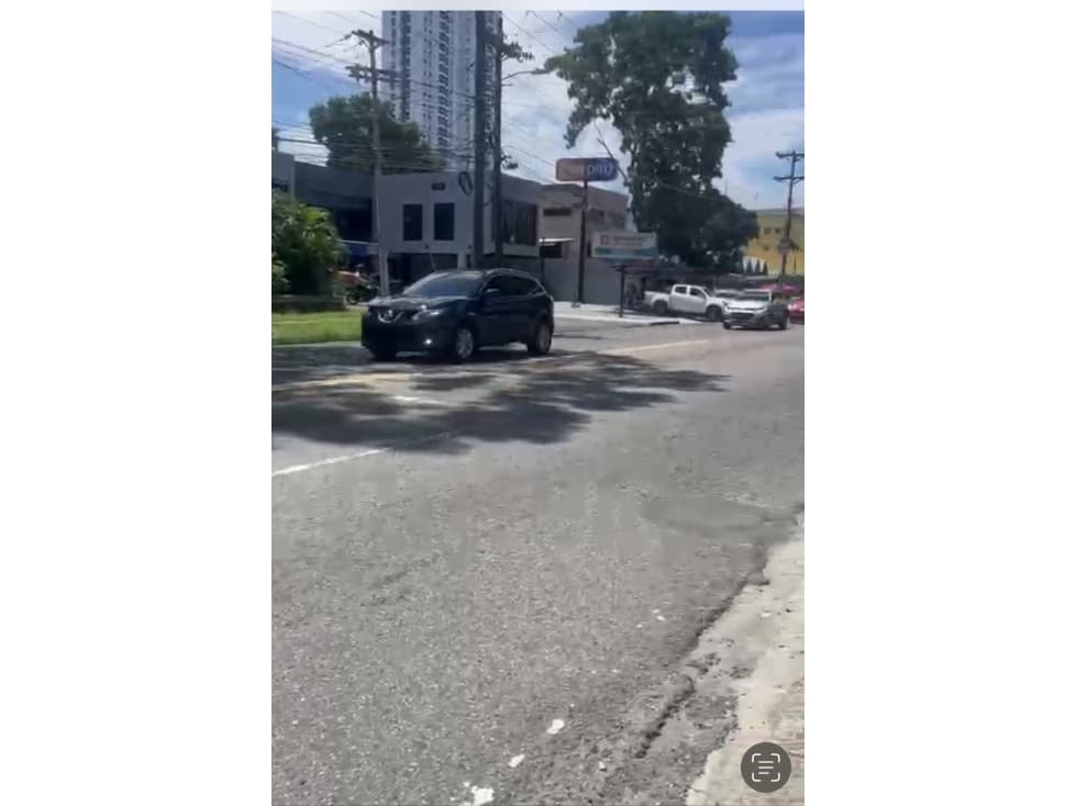 vende locales comercial en vía España 200,000 plazoleta muy transitada - 1