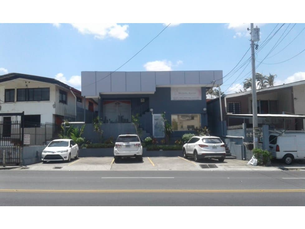 VENDO 4 LOCALES AVENIDA LA PAZ VILLA CACERES BETHANIA - 1