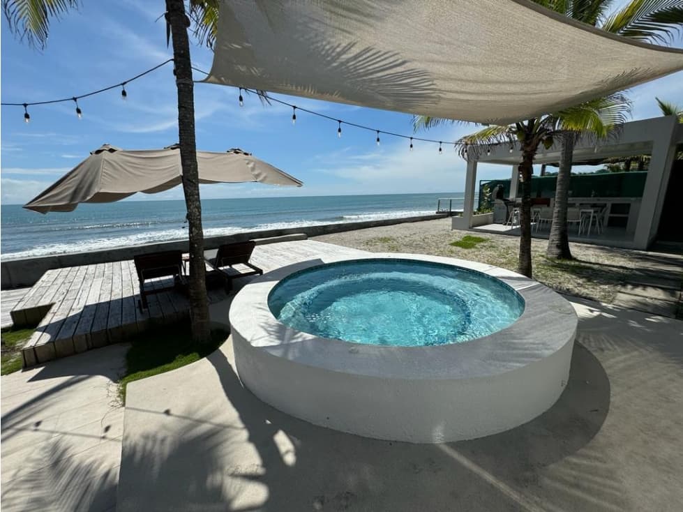 VENTA DE CASA DE PLAYA EN EL PALMAR - SAN CARLOS - 1
