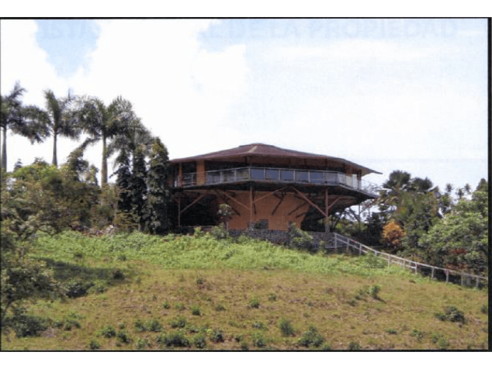 CASA 300M2 CON TERRENO DE 2.350M2 EM LA CHORRERA - 1