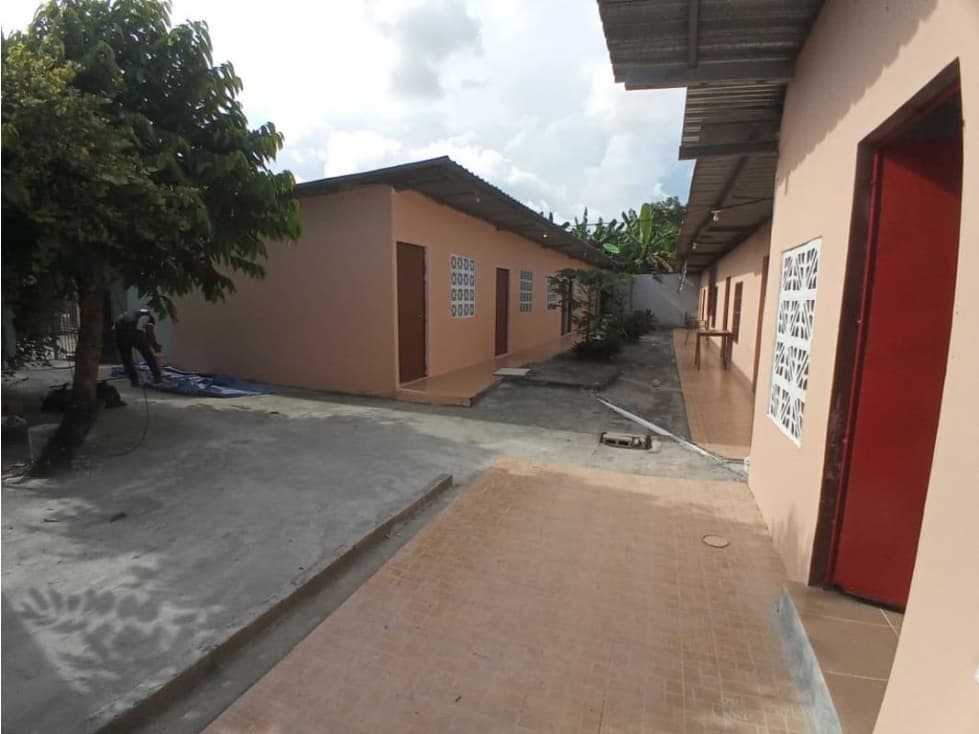 SE VENDE TERRENO CON CONSTRUCCIÓN EN LOS PINOS LAS MAÑANITAS - 1