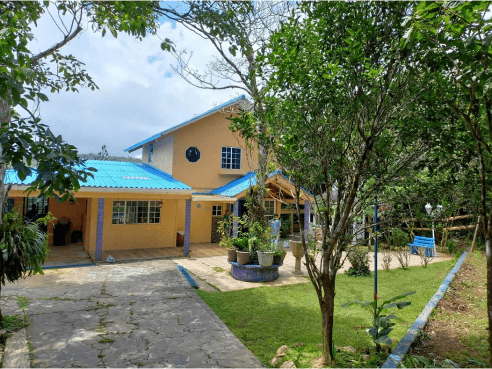 Casa en Cerro Azul Oferta Preciosa casa-venta por viaje - 1