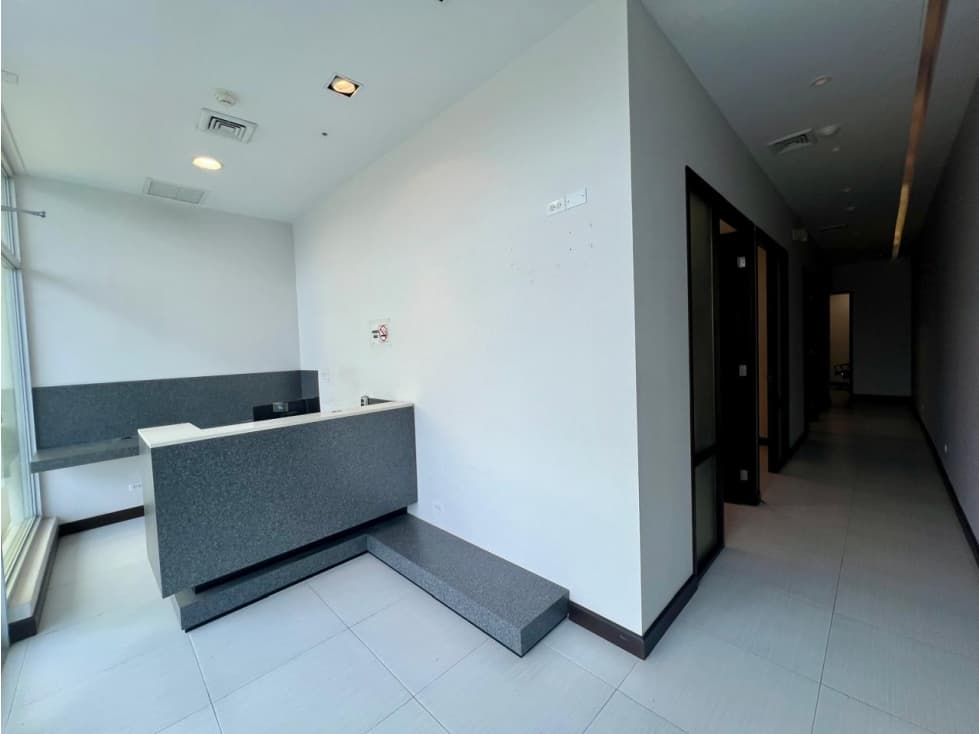 LOCALES EN COSTA DEL ESTE PLANTA BAJA CON ESTACIONAMIENTO ABIERTO cv - 1