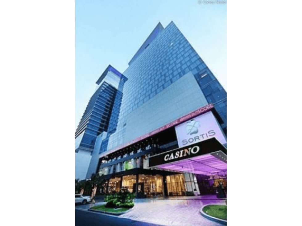 VENTA LOCAL 60M2 EN OBARRIO, SORTIS BUSINESS TOWER IMPECABLE - 1
