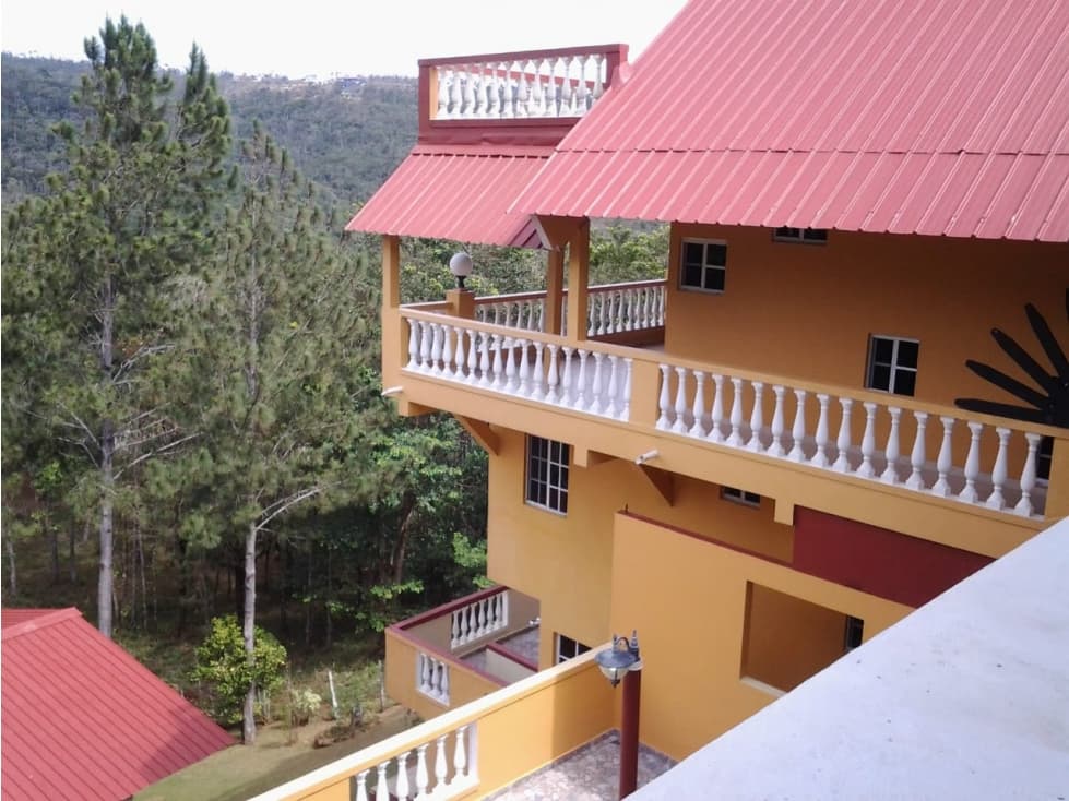 CASA ALTOS DE CERRO AZUL 1800 M2 4 RECÁMARAS - 1