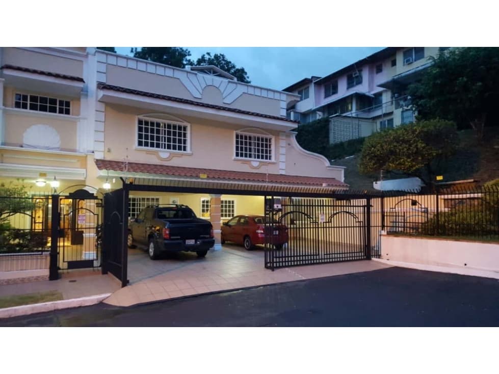 VENTA DE LUJOSA Y AMPLIA CASA EN MIRAFLORES 380M2 - 1