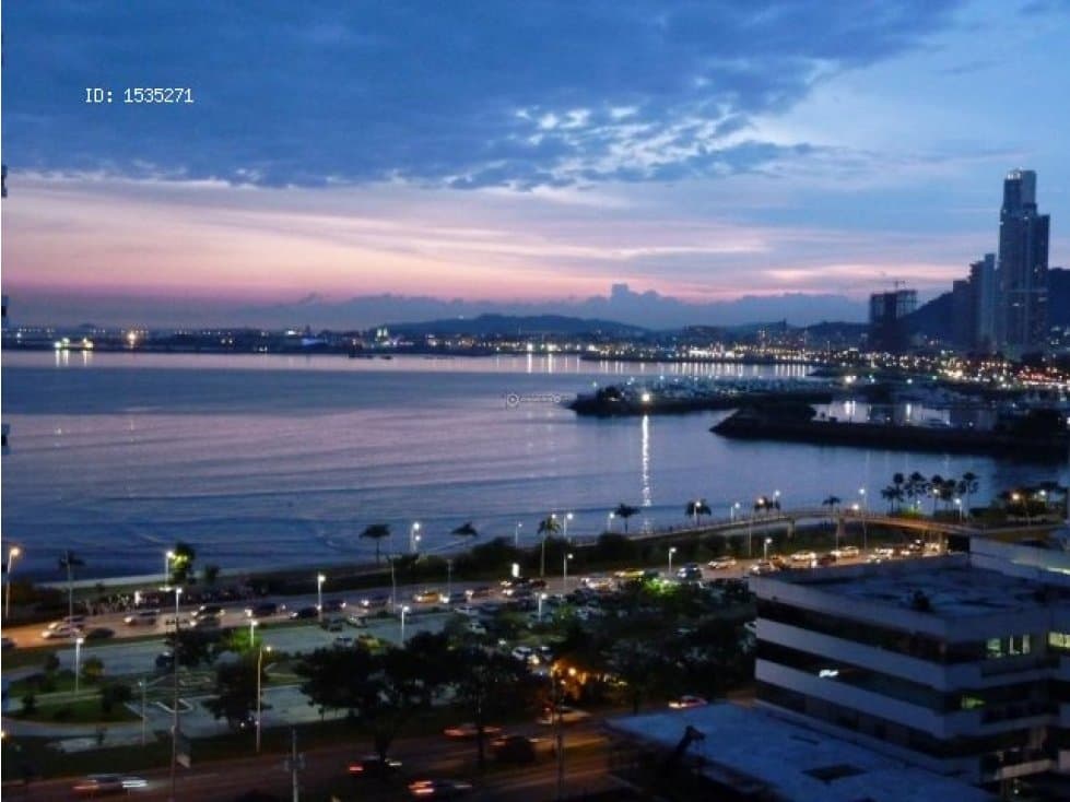 APARTAMENTO EN AVENIDA BALBOA PH MONTICELLO 300MT2 - 1