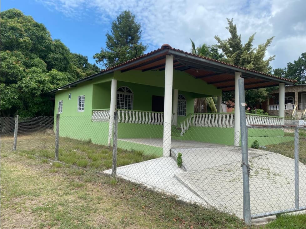 SE VENDE CASA EN LAS GUIAS CON 1,900 MTS - 1