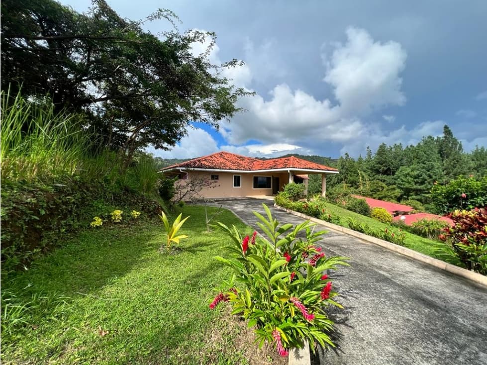 VENTA CASA CON VISTA AL MAR Y A LA MONTAÑA ALTOS DEL MARIA - 1