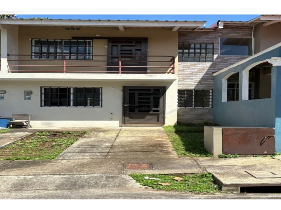 VENTA CASA REBAJADA TOCUMEN BRISAS DEL LAGO DUPLEX MYP - 1