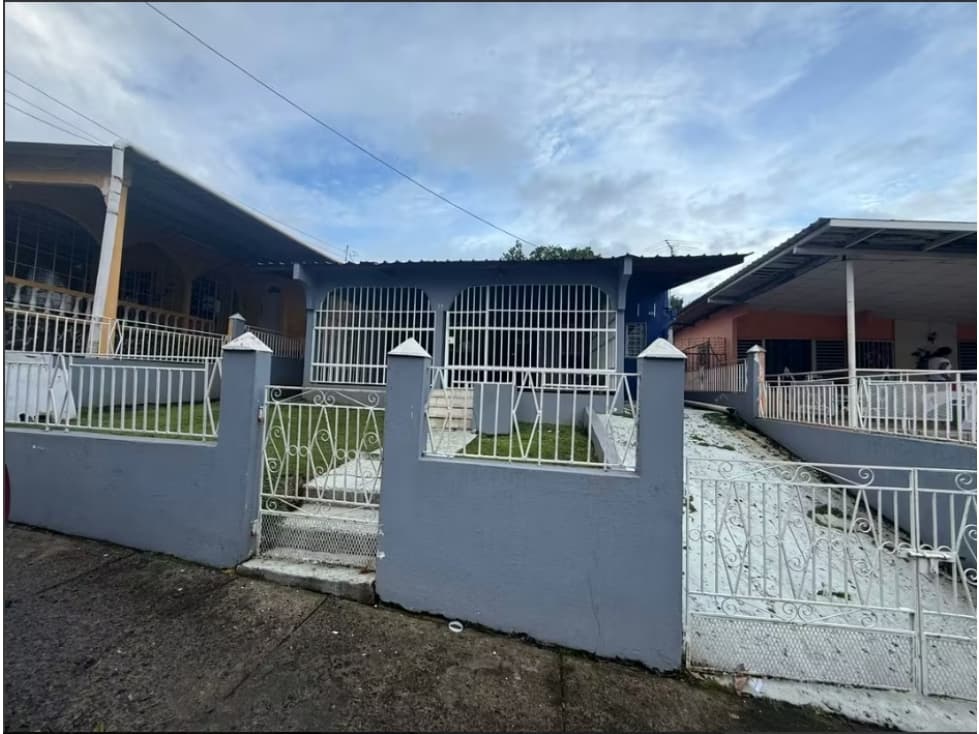 Venta Casa San Antonio en vía Principal MYP - 1