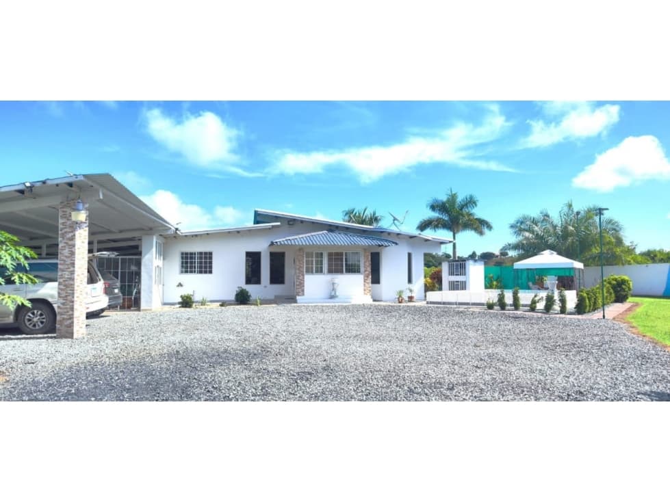 VENTA DE CASA EN AGUADULCE CON PISCINA 8,000 MT2 - 1