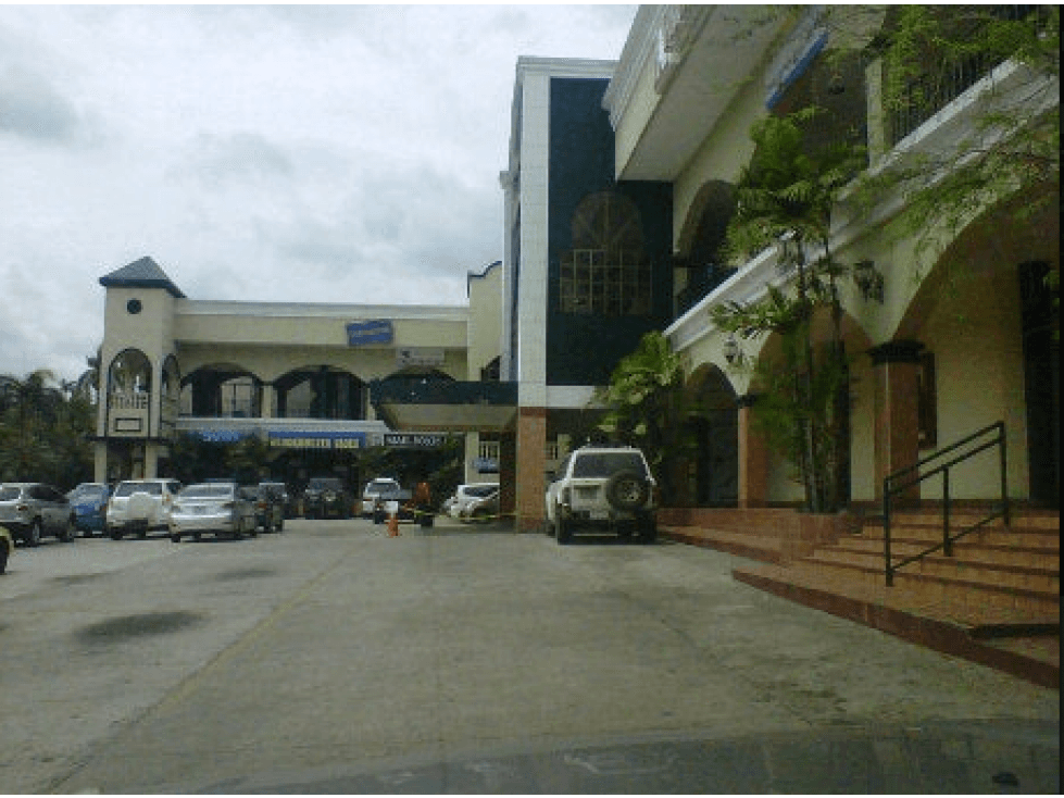 ALQUILO LOCAL ALBROOK 100.27M2 PLAZA ALBROOK - 1
