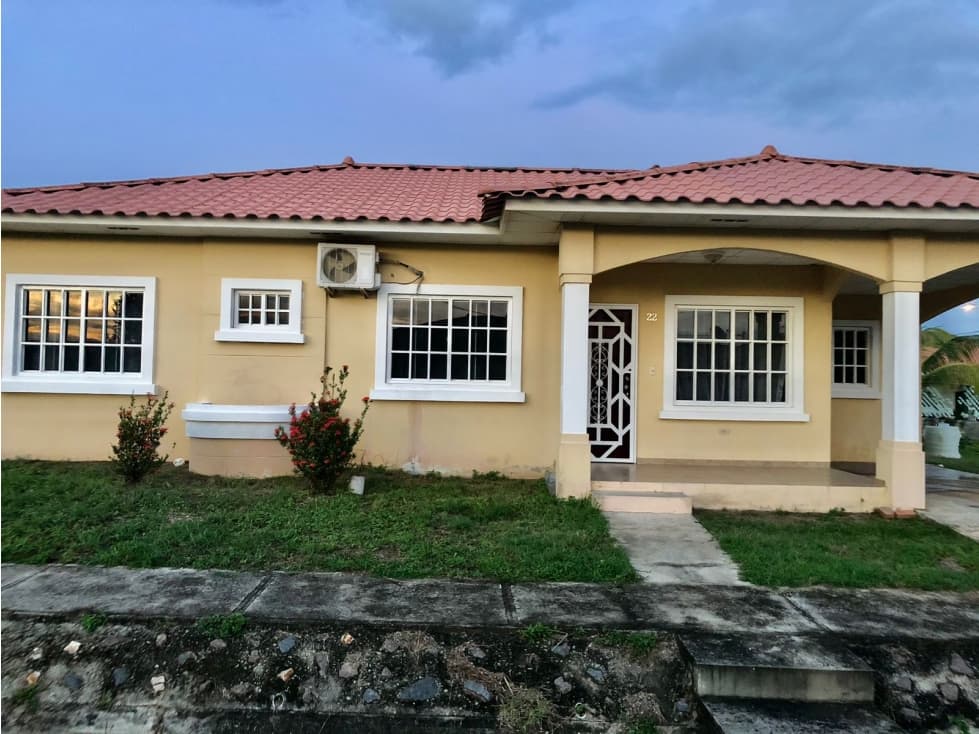 VENTA DE CASA EN PENONOME - 1
