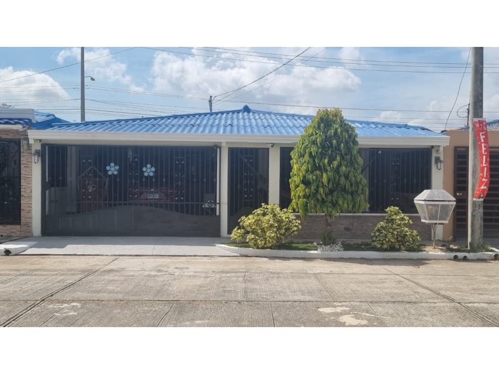 VENDO HERMOSA CASA EN LA 24 DE DICIEMBRE, URB PALO ALTO 3REC 2BA - 1