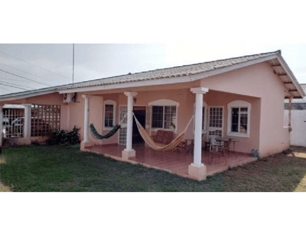VENTA DE CASA EN CHITRE - AMOBLADA - 1