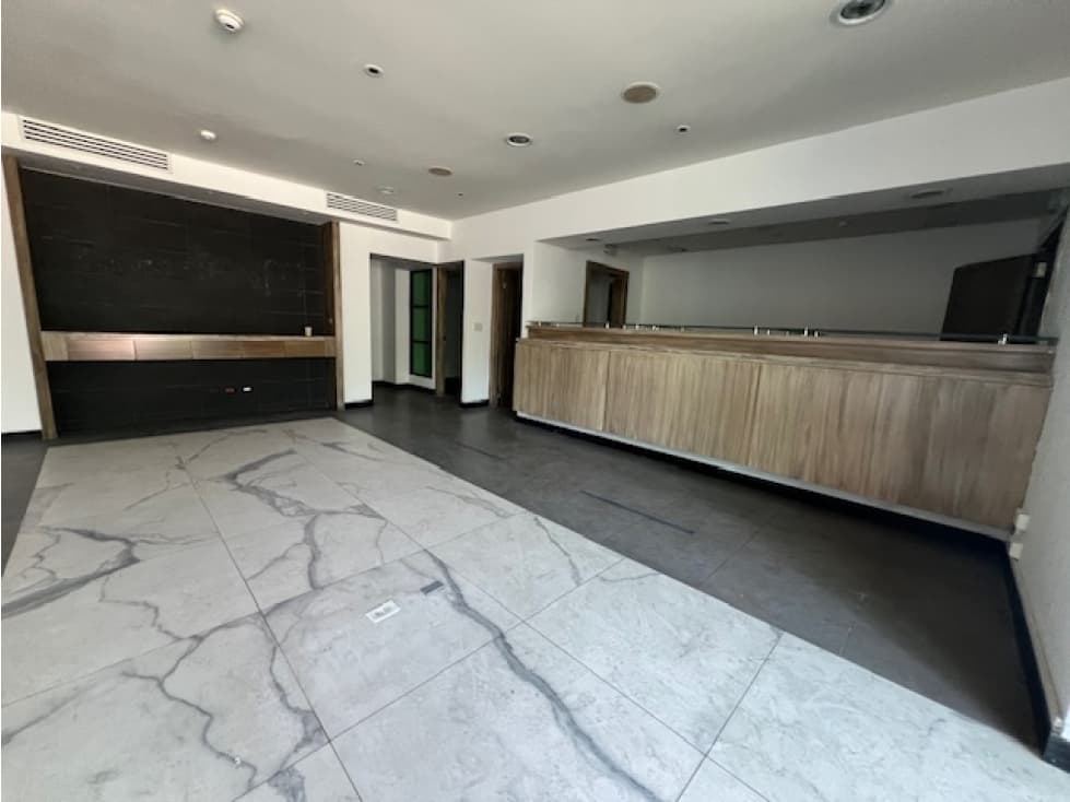Local Comercial en Pb - Alquiler - Excelente Ubicacion Costa del Este - 1