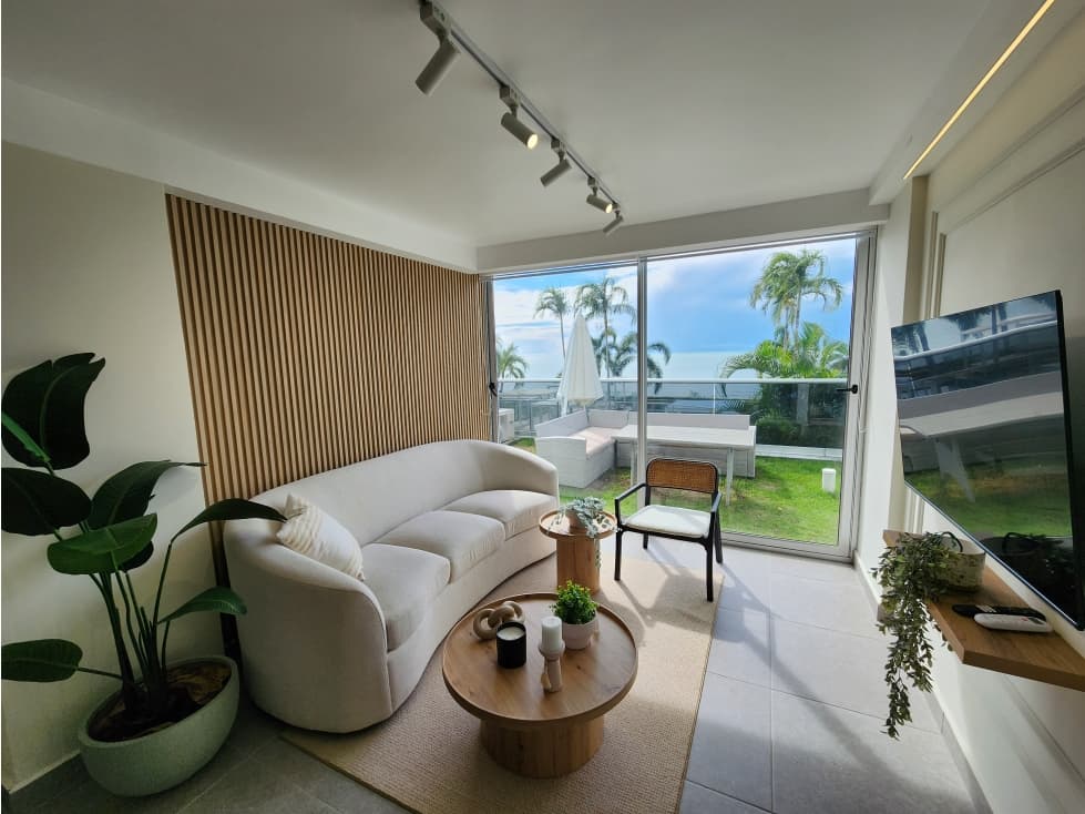 Beachfront at The Palms 1BR + Den with Ocean Views! - 1