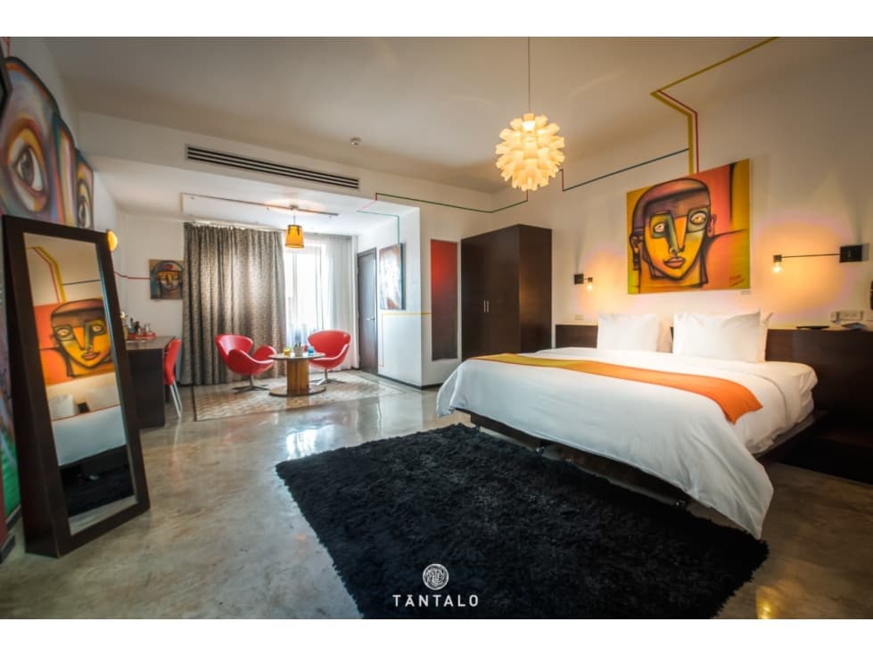Venta de hotel en Casco Viejo GTA - 1