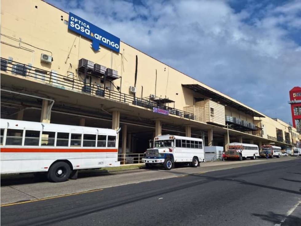 Venta de local comercial en Pueblo Nuevo (Gran Estación de SM) GTA - 1