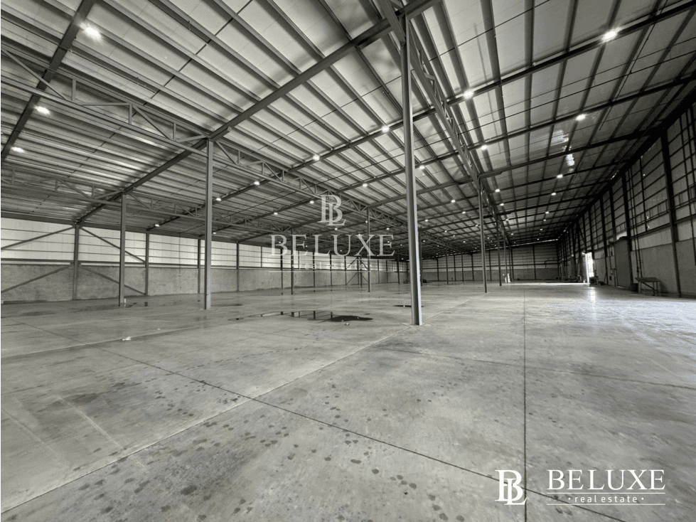 ALQUILER DE BODEGA EN ARRAIJAN (6) - 1
