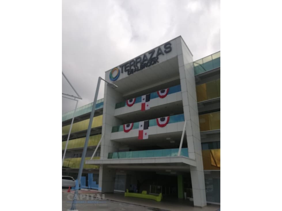 SE VENDEN LOCALES EN TERRAZAS DE ALBROOK - 1