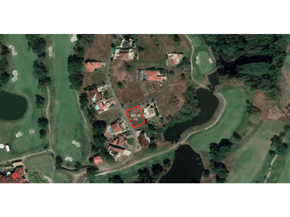 Se Vende Terreno en Club de Golf - 1