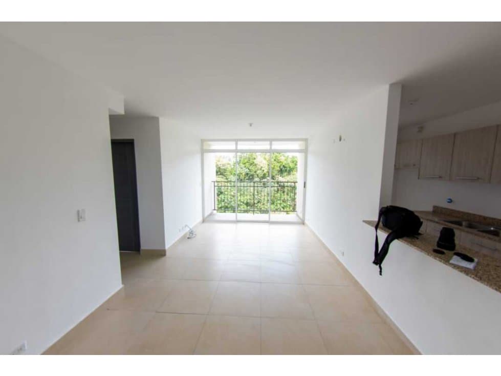 ALQUILER APARTAMENTO LA CHORRERRA VACIO - 1