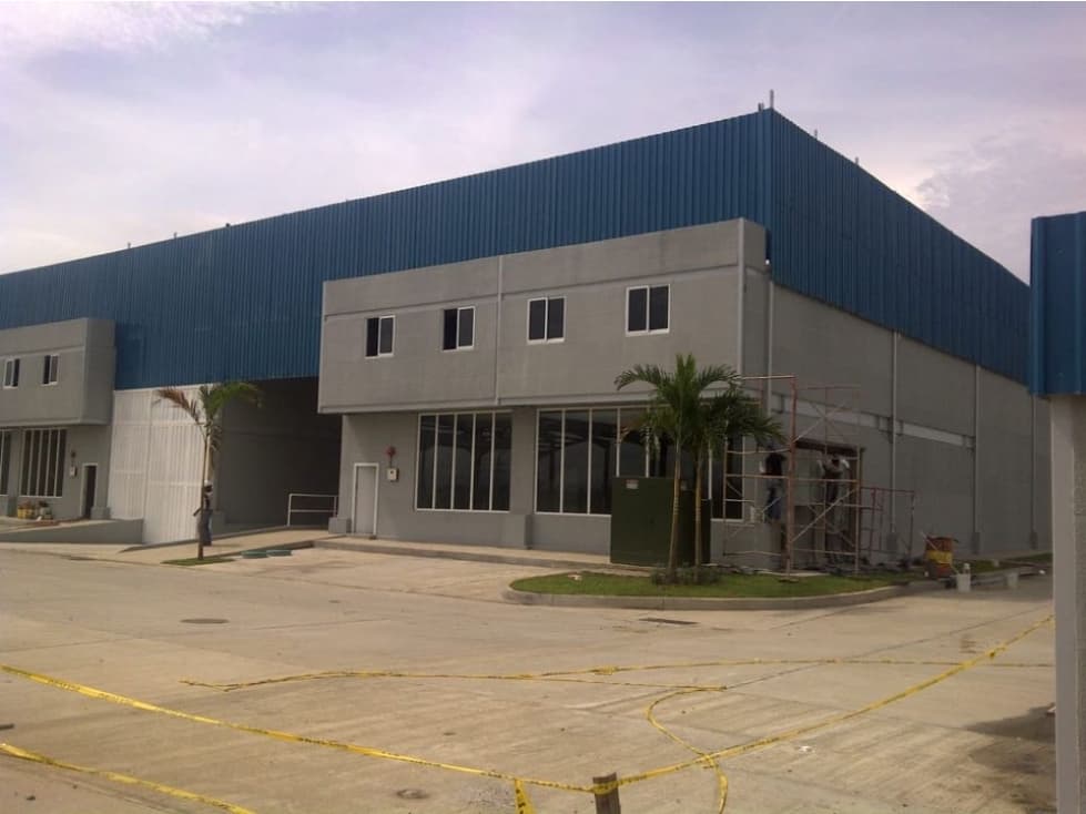 ALQUILER DE GALERA - PARQUE INDUSTRIAL DE LAS AMERICAS - 1