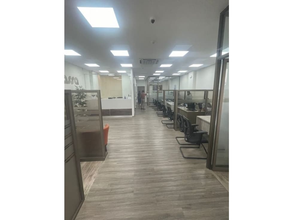 ALQUILER DE LOCAL EN CHORRERA 143m2 - 1