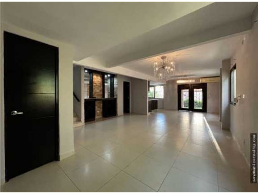 ALQUILO CASA EN ARRAIJAN PANAMÁ PACÍFICO WOODLANDS 4R - 1