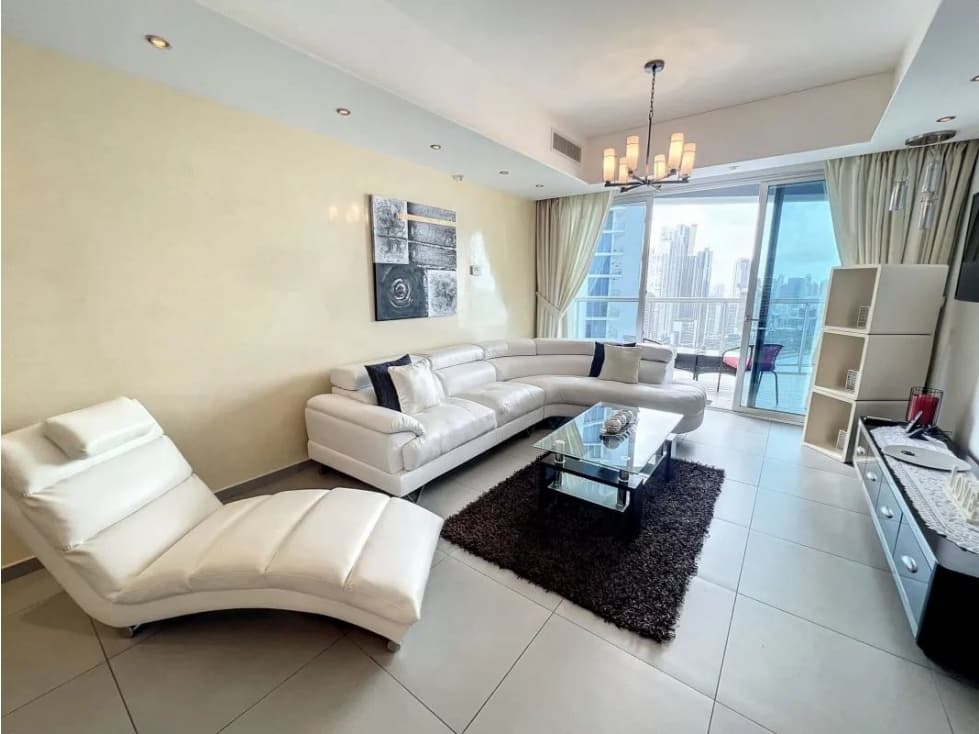 APARTAMENTO EN AVENIDA BALBOA DE 3 REC FRENTE AL MAR YACHT CLUB - 1