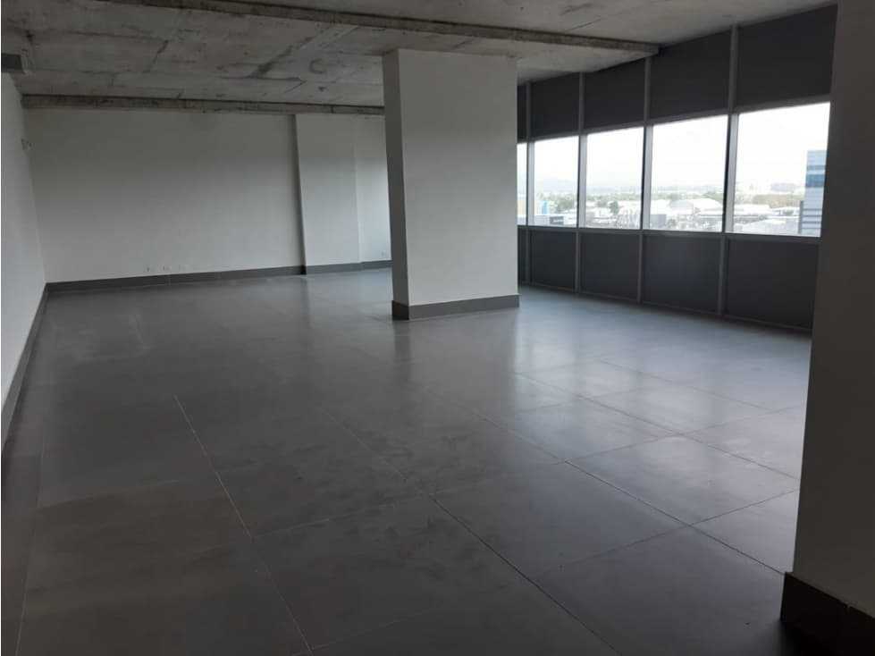 Oficina pequeña en venta en Santa María - 1