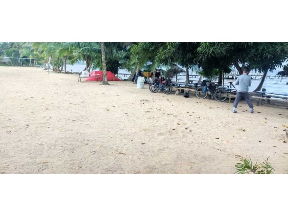 VENDO 20 HECTAREAS EN MIRAMAR CON PLAYA - 1