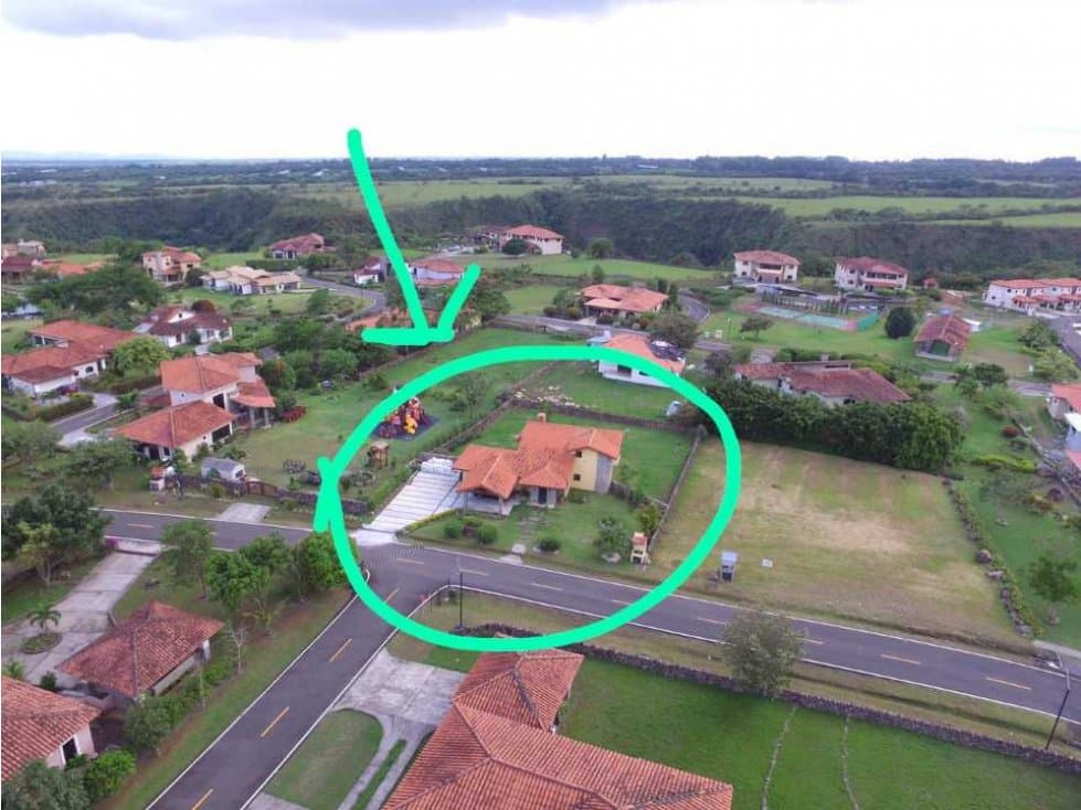 VENTA CASA ALTO BOQUETE - 1