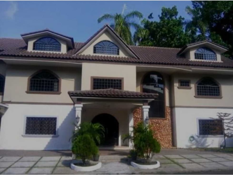 VENTA CASA EN ALBROOK - 1