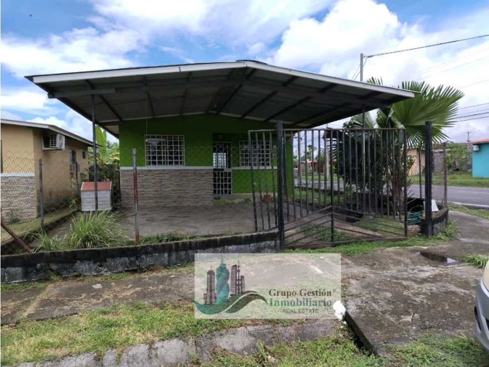 VENTA DE CASA EN BAGALA COMPLETAMENTE CERCADA EN ESQUINA - 1