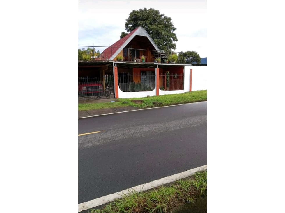 VENTA DE CASA EN VOLCAN 3R CERCADA - 1